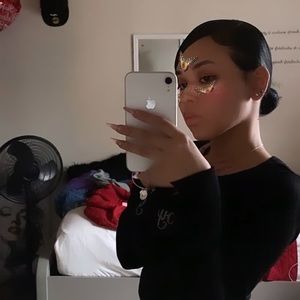 Meet your Posher, Jolina